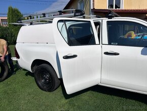 Predám hardtop a strešný nosič  toyota hilux - 4