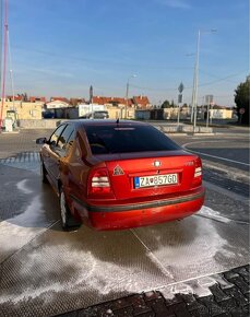 Škoda octavia 1 1.6 benzín 75kw STK EM 12.2025 - 4