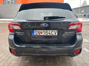 Subaru Outback 2.5i; CVT - 4