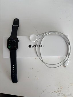 Apple Watch SE (2022) 44mm - 4