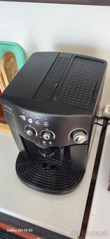 Delonghi Magnifica - 4