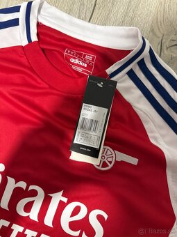 Dres Arsenal-Saka - 4