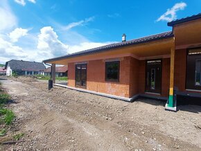 Novostavba 4 izb.rod.domu,typ bungalov, 610 m2 - Višňové - 4