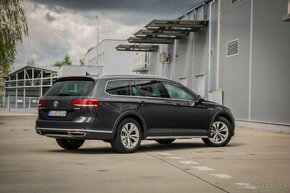 Volkswagen Passat Variant 2.0 TDI 190k BMT Highline DSG Busi - 4