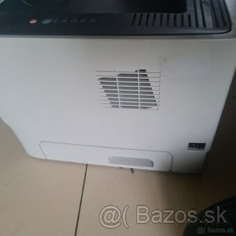 HP LaserJet P2015dn - 4