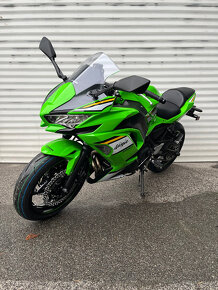 Kawasaki Ninja 650 - 4