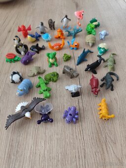 Kinder figurky mix - 4