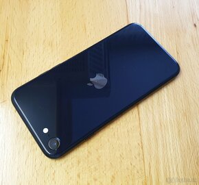 krásny zachovalý iPhone SE 2022 5G 128 GB blue 100%batt - 4