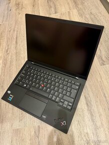 Lenovo ThinkPad X1 10th gen - 4