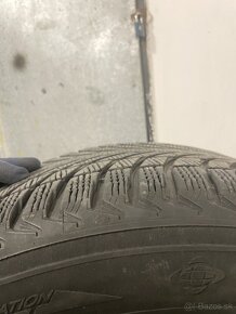 Predám elektróny na zimných gumách Michelin 255/55R18 - 4