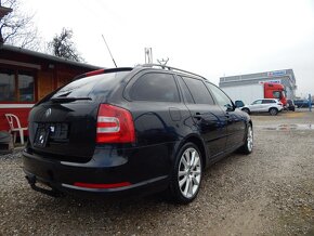 Škoda Octavia Combi 2.0 TDI RS - 4