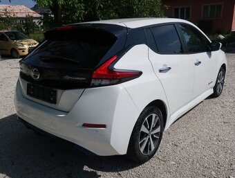 Nissan Leaf r.2019 90kW, odpočet DPH, cena len 13.374€ + DPH - 4