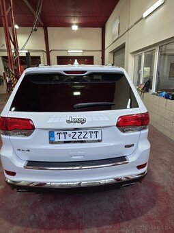 Jeep Grand Cherokee 3.0L V6 CRD Summit A/T - 4