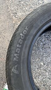 Letné pneu 235/55 r19 - 4