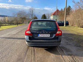 Volvo v 70 100kw 2.0D 2009 - 4