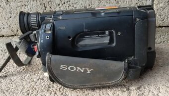 Sony Handycam,1 pánske a 1 dámske hodinky Geneva - 4