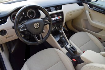 Škoda Octavia Combi 2.0 TDI Style DSG - 4