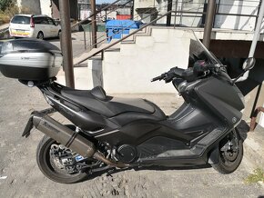 YAMAHA T-MAX 530 - 4