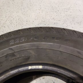 Predám  pneumatiky 225/70 R15 C - 4