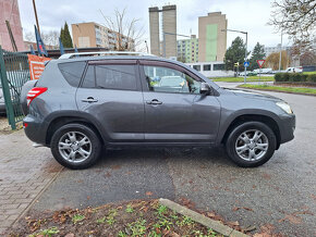 Toyota RAV4 2.2l D-4D 150 Lux - AJ NA SPLÁTKY  - 4