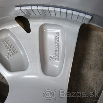 Hliníkové Volkswagen Golf disky 5x112 R17 ET51 - 4