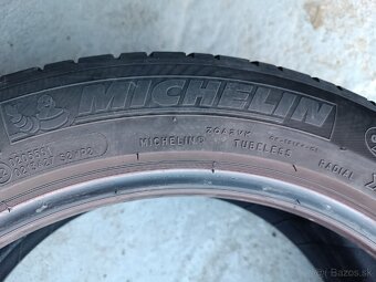 Pneu michelin 225/50 r18 - 4