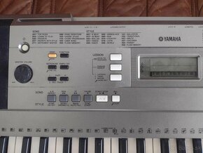 Yamaha PSR E353 - 4