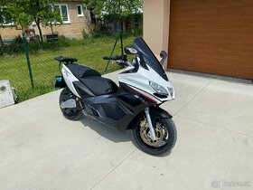 Aprilia SRV 850 - 4