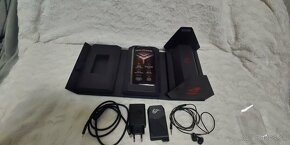 ASUS ROG PHONE - 4