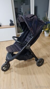 Baby Jogger City Mini GT2 s množstvom prislusenstva - 4