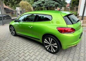 Volkswagen Scirocco 1,4TSi Sport Top stav serviska benzín - 4