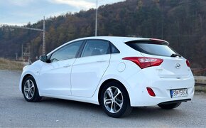 Hyundai i30 1.6 CRDI - 4