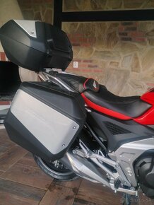 Honda NC750X DCT - 4