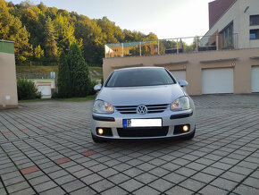 Volkswagen golf 5  1,9 TDI 66kw Manuál - 4