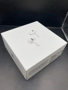 Apple airpods pro - 4