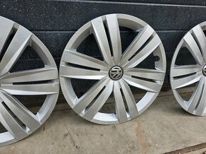 Puklice Volkswagen 16" - 4