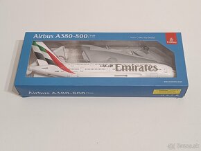 Plastový model Airbus a380 Emirates - 4