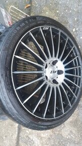 5x114,3 r18 225/40 R18 - 4