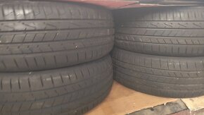 215/65r17 - 4