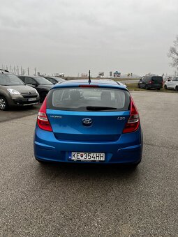 Hyundai i30 1.4,16v 80kw 2010 - 4