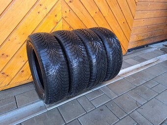 Zimné pneu Goodyear/Paxaro 195/65 R15 - 4