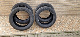 235 50 R19 Pirelli - 4