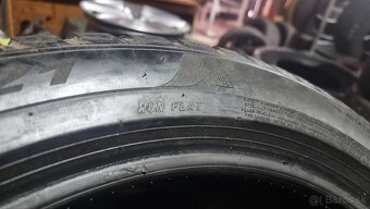 Pirelli 275/40r21 zimne - 4