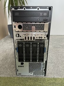 HP Proliant ML310e Gen8 V2 - 4