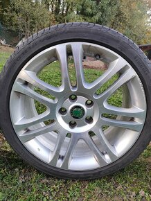 5x112 R18 škoda Themisto - superb - 4