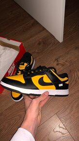 Nike dunk low (black/university gold-white) - 4