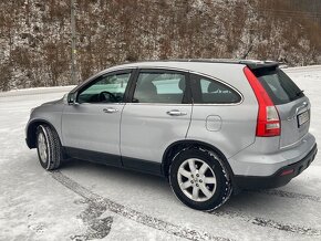 Honda crv 2.0 benzín 110kw ,4x4,A/T(Automat)kúpené v SR - 4