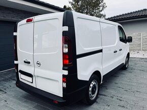 Opel Vivaro Kombi 1.6 CDTI BiTurbo 125k S&S L2H1 2900 - 4