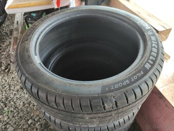 Pneu 225/45 r17 - 4