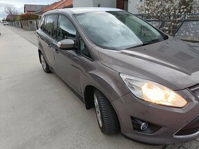 Predám Ford Grand C-Max 1.0 EcoBoost SCTi 125k Trend - 4